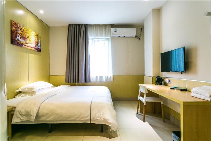 100 Inn Plus Pudong Airport Hotel Shanghai Exterior photo