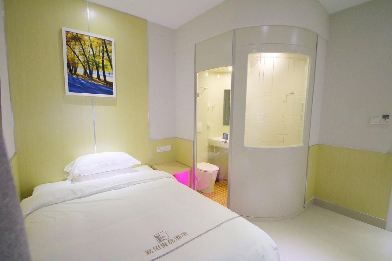 100 Inn Plus Pudong Airport Hotel Shanghai Exterior photo