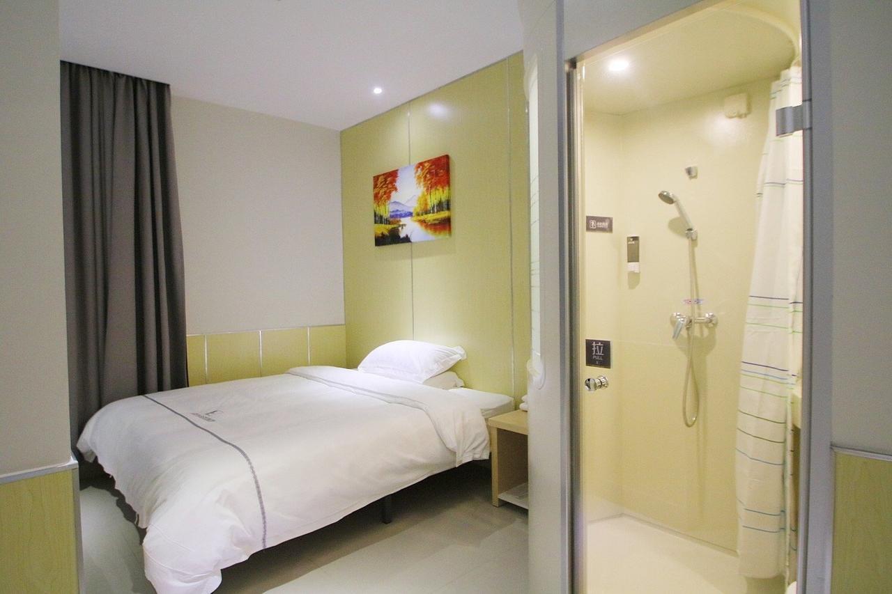 100 Inn Plus Pudong Airport Hotel Shanghai Exterior photo